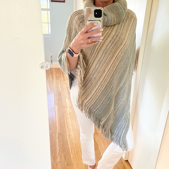 LIB New York Striped Cowl Neck Poncho - Picture 3 of 12